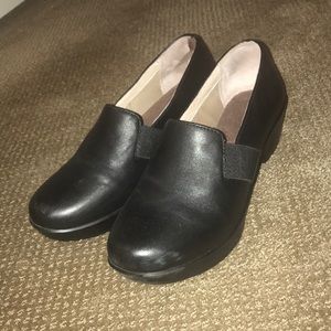 Women’s Dansko Jessica Black Shoes-See Description